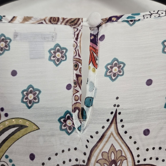 Colorful Paisley Patterned Fabric - Picture 6 of 7